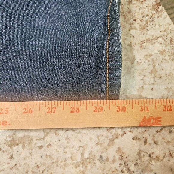 Levi's Jeans Men's 42Wx 32L Medium Wash  Gold Signature Relaxed Fit - Picture 5 of 15